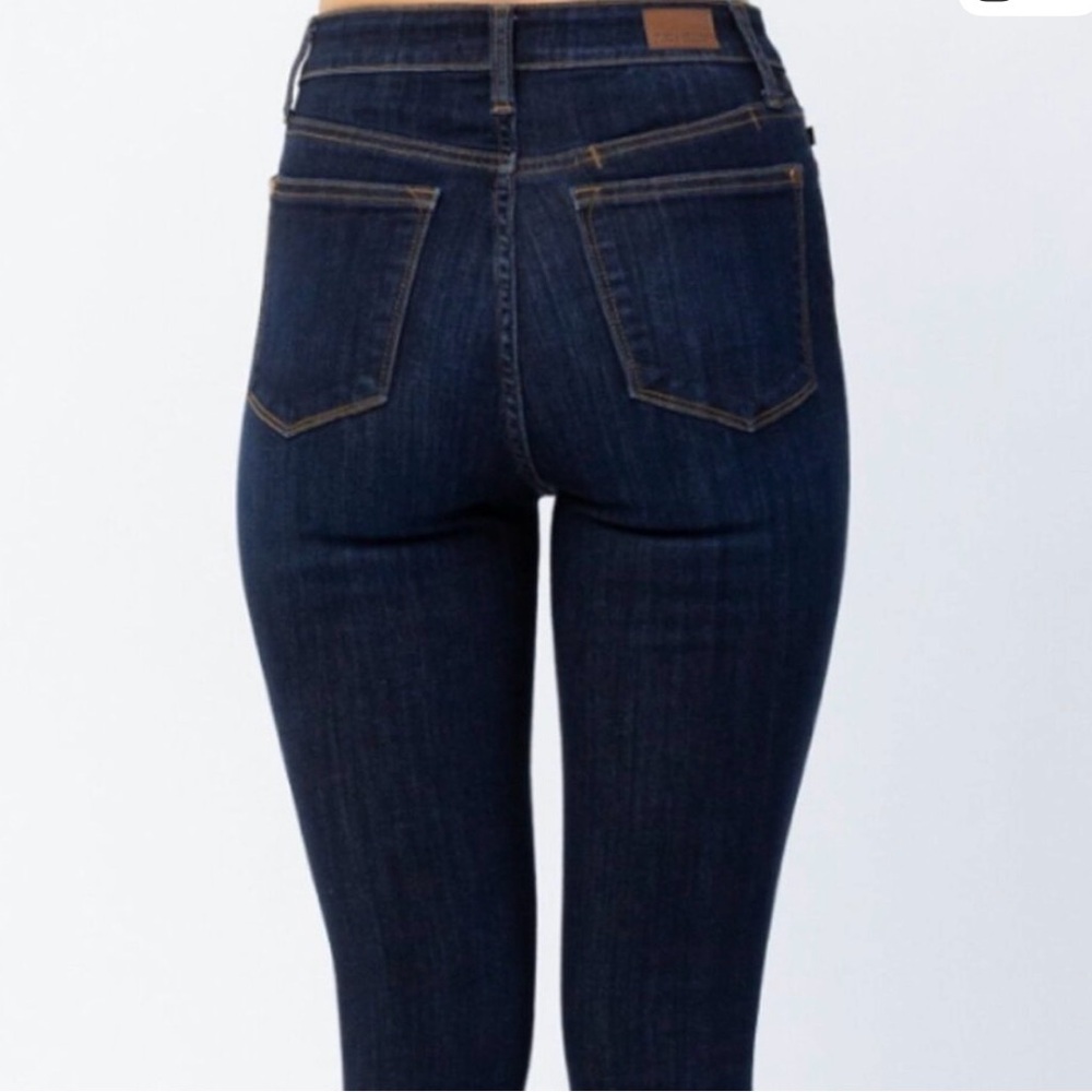 Judy Blue Holla Back Women's Jeans - Picture 4 of 7